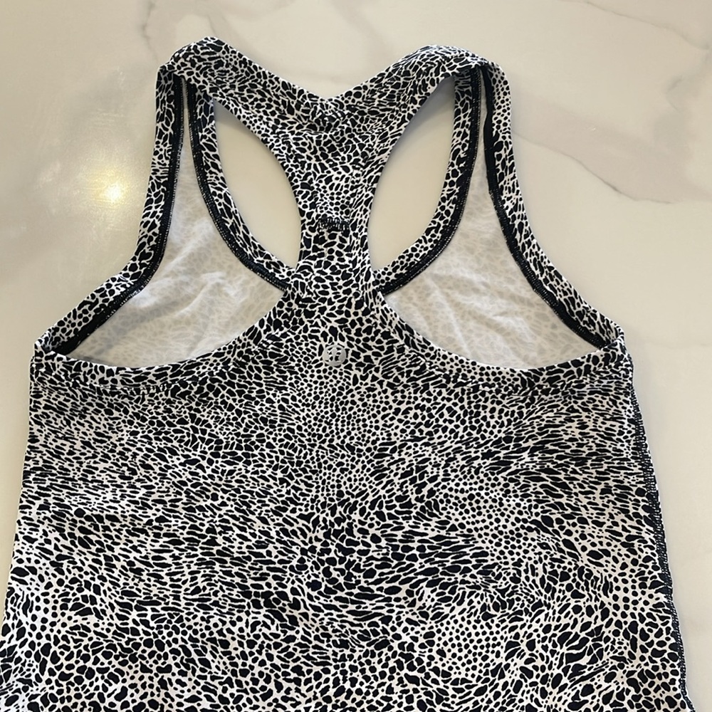 Lululemon Tank